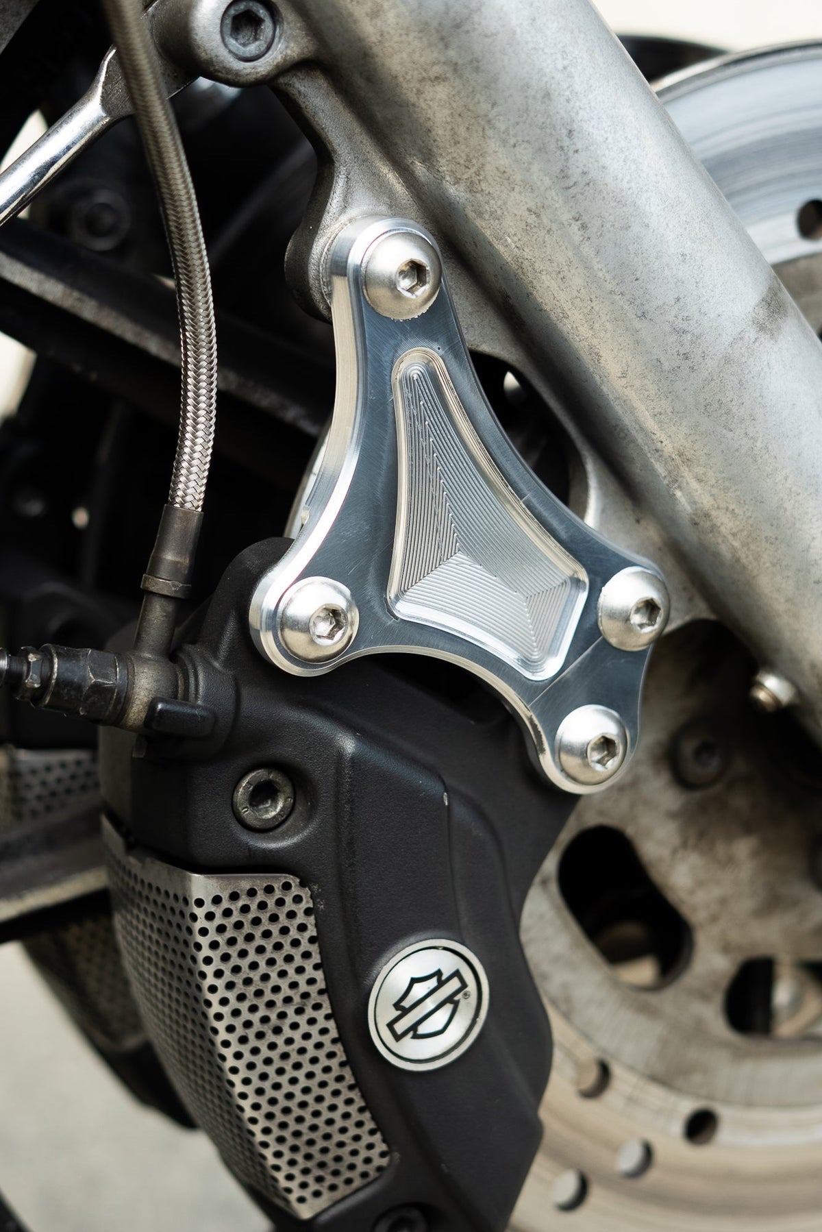 39mm Brembo Caliper Adapters for 99-Down Harley Forks