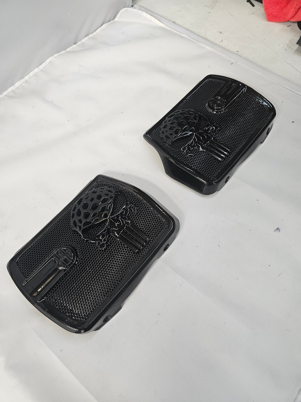 18 to 26+ Indian Chieftain webbed punisher inner speaker grills set