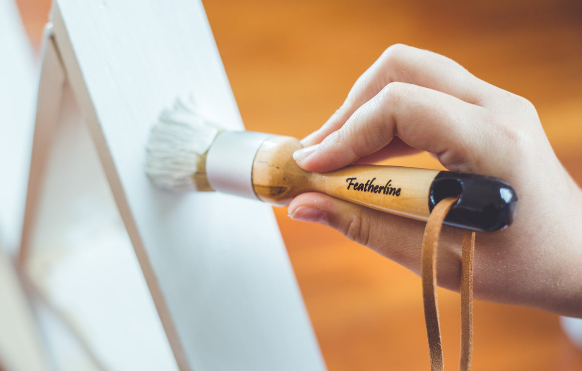 Featherline 1 Inch Detail Applicator Brushes – Flat &amp; Round Brushes for Leather Care Products, Set of 2