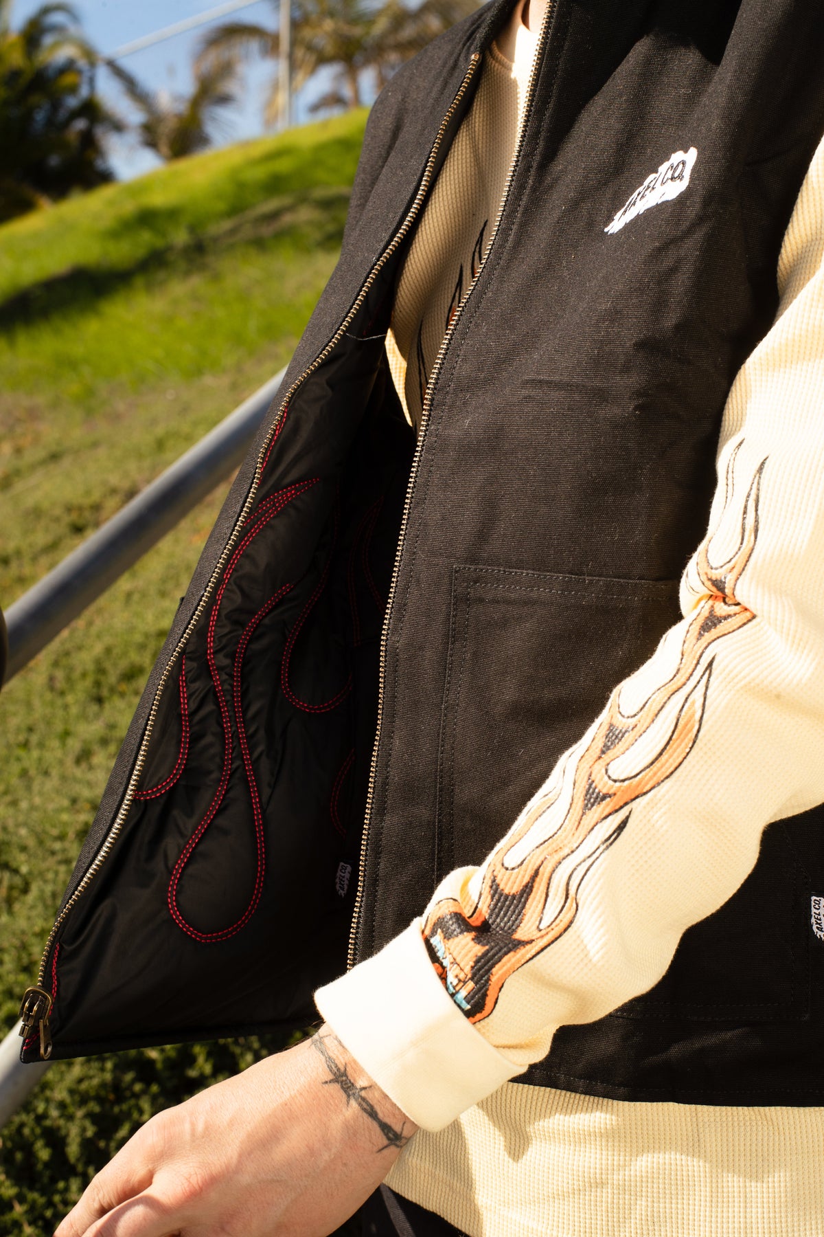 Axel Co Flame Vest