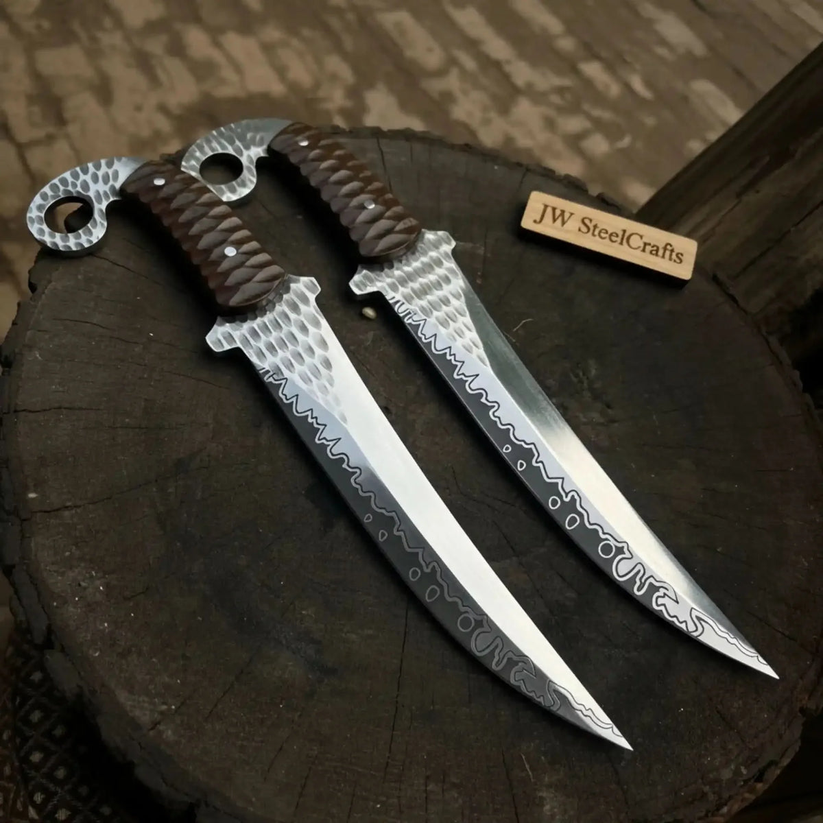 Handcrafted Persian Fixed Blade Knife Trailing Point Finger Ring
