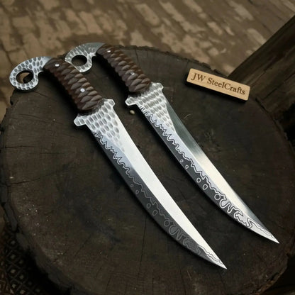 Handcrafted Persian Fixed Blade Knife Trailing Point Finger Ring